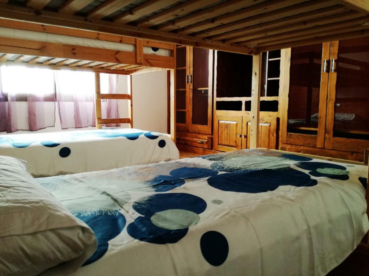 Surfhouse Hostel Famara Caleta De Famara Extérieur photo